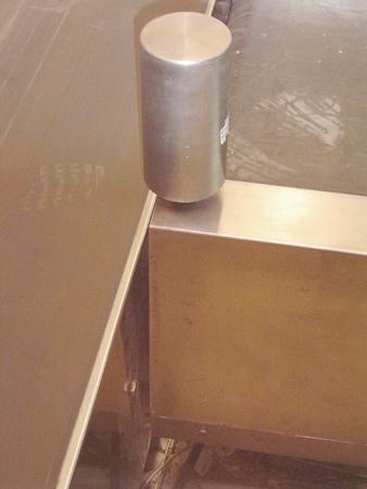 Vertical Guide Roller - Color: Silver