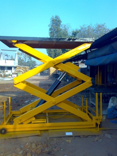Scissor Lift Table Lifting Capacity: 500-1000 Kilograms (Kg)