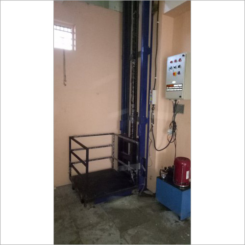 03 Lmi Glft 1616 Single Mast Hydraulic Goods Lift Lifting Capacity: 1500 Kilograms (Kg)